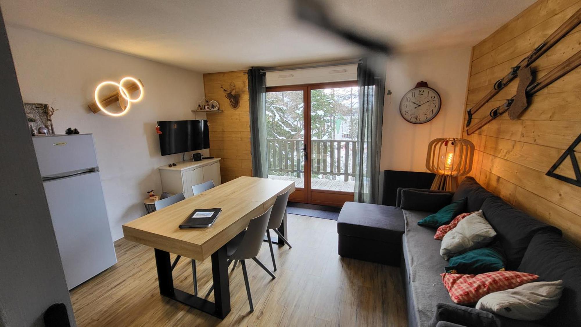 Appartement 4 A 6 Personnes - Chalets D'Aurouze - La Joue Du Loup Le Devoluy Ngoại thất bức ảnh